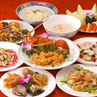 大満足でリーズナブル◎逸品を味わい尽くす2つのコースがお薦め