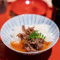 肉屋 田中 - 烏骨鶏の卵ご飯