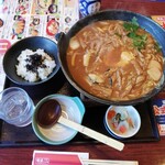 華屋与兵衛 大宮本郷店 - 牡蠣の味噌煮込みうどんセット 1199円