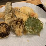 純愛うどん なでしこ - 天ぷら（ぶっかけ）（￥1100）