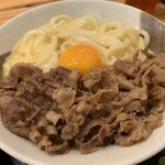 純愛うどん なでしこ - 肉釜玉うどん（￥1300）