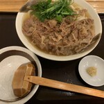 純愛うどん なでしこ - 肉（和牛）うどん（￥1380）