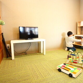 [Kids space available] Opens at 7am, useful for various occasions