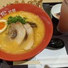 Ebitonkotsu Ramen Haruki - ディナーセット1,000円
                昼間だし、ディナーを謳うにはちと寂しいが
                意外にボリュームあってお腹いっぱい