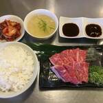 ホルモン本舗 - 