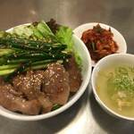 ホルモン本舗 - 