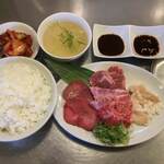 ホルモン本舗 - 