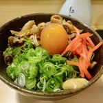 はちどり - 伊勢赤鶏のとりモツ丼