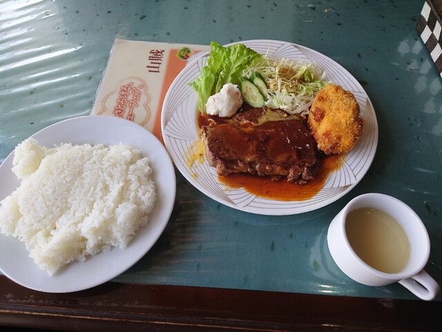 山賊 笹沖店 西富井 洋食 食べログ