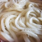 足柄古道万葉うどん - 湯うどんup
      つるつるでのど越し良いけど恐ろしく長くて食べるの大変