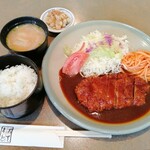 Resutoran Yuki - 「トンカツ定食」950円