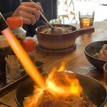 イベリコ豚おんどる焼 裏渋屋 - イベリコ豚炙りコンフィ丼