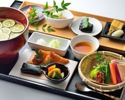 ランチメニュー ふた川 元町 中華街 懐石 会席料理 食べログ