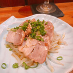 ハワイアン ダイニング ロコス - 自家製おつまみチャーシュー（千葉県産芋豚）