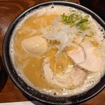RAMEN 風見鶏 - 濃厚醤油(味玉)