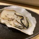 不動前 すし 岩澤 - 蒸し牡蠣