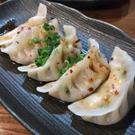 大衆餃子酒場 三ツ星 - 