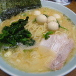 ラーメン壱六家 磯子本店