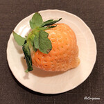 御料理 寺沢 - 白い苺