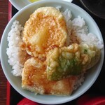 藪北蕎麦 守田屋 - 野菜天丼とそば ¥800