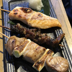 魚～ずまん - ハラス串、キモ焼き、マグロ串