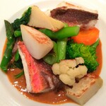 ラトリエ ド ルキャン - ■メイン ：ホウボウのポワレ    ～海老のビスクスープ～