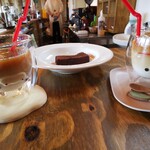 和田珈琲 - マスカルポーネフロート＋カフェオレ＋生ガトーショコラ
