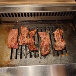 焼肉 ジャンボ - 