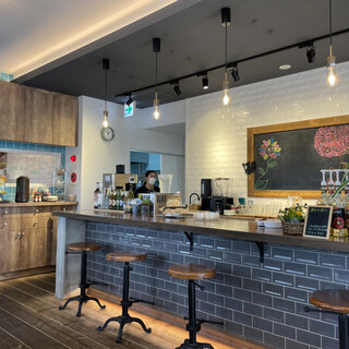 カフェ&ダイニング リモリモ_2