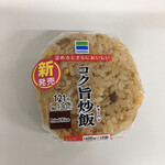 ファミリーマート - 新発売 コク旨炒飯おむすび 130円（税込）
