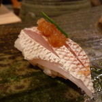 まき田鮨 - ☆鯛の握り（＾ｖ＾）☆