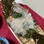 いわない温泉高島旅館 - 活ヒラメの活造り