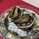 いわない温泉高島旅館 - 鮑の炭火焼き