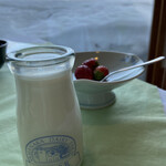 いわない温泉高島旅館 - 山中牛乳