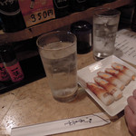 立ち呑み 門 - 酎ハイ300円とお通し価格不明