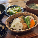 PUBLIC KITCHEN cafe - 