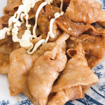 竹野食堂 - 生姜焼き、ボリューム満点
邪道ですが、マヨネーズは最高のアイテムです。