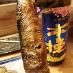 焼き鳥 ばかちん - イワシと宮崎限定桜木挽BLUEボトル