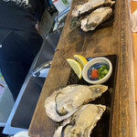 牡蠣とシャンパン 牡蠣ベロ - 