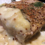 Les Jardin des dodine - 豚肉ローストにマッシュポテトを
      乗せてみる