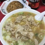 末廣ラーメン本舗 - ハーフ炒飯　塩ラーメン