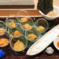 鮨 青海 青山店 - うにの食べ比べ（９種類）