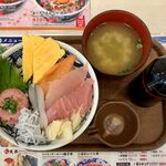Maguro Ichiba - 並海鮮丼 ¥780 ＋ あおさ味噌汁 ¥80