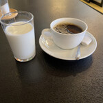 Boukorou - 牛乳とコーヒー