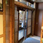 焼肉食べ放題 じゅうじゅう - エレベーターを降りると。。