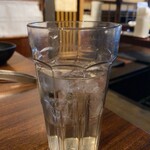 焼肉食べ放題 じゅうじゅう - お冷は「一杯目」から、自分で..