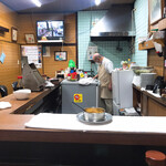 キッチンつぼ - 貸切の店内はなかなかレア