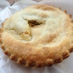 チーズ＆ミートパイ（380円）