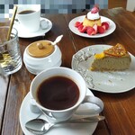 カフェ キエロ - ランチのドリンクはホットコーヒーを