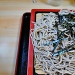 丸川屋 - 「ざるそば（大盛り）」色んな方向から撮影③です(9/16UP)